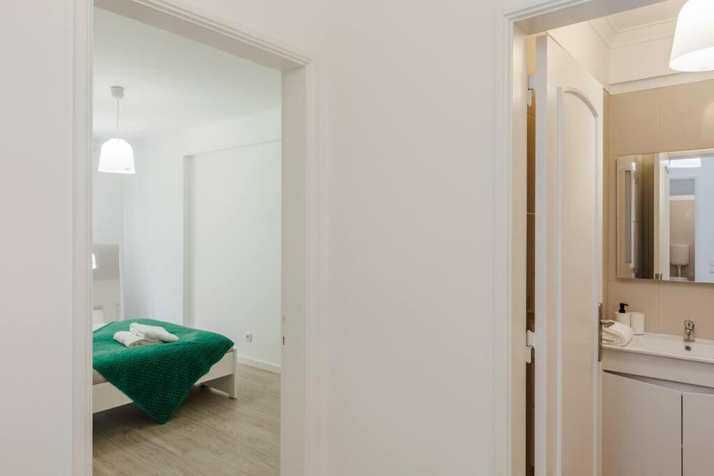 Comfort & Convenience In Massama Apartment *