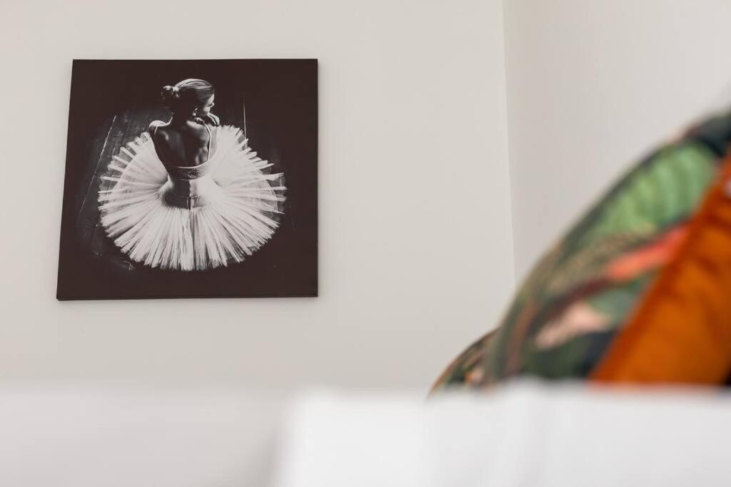 Comfort & Convenience In Massama Apartment *
