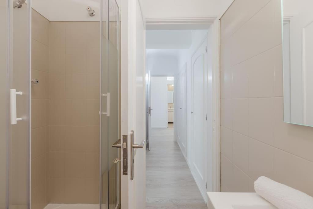 Apartment Comfort & Convenience In Massama *