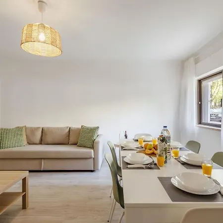 Comfort & Convenience In Central Massama Queluz Exterior photo